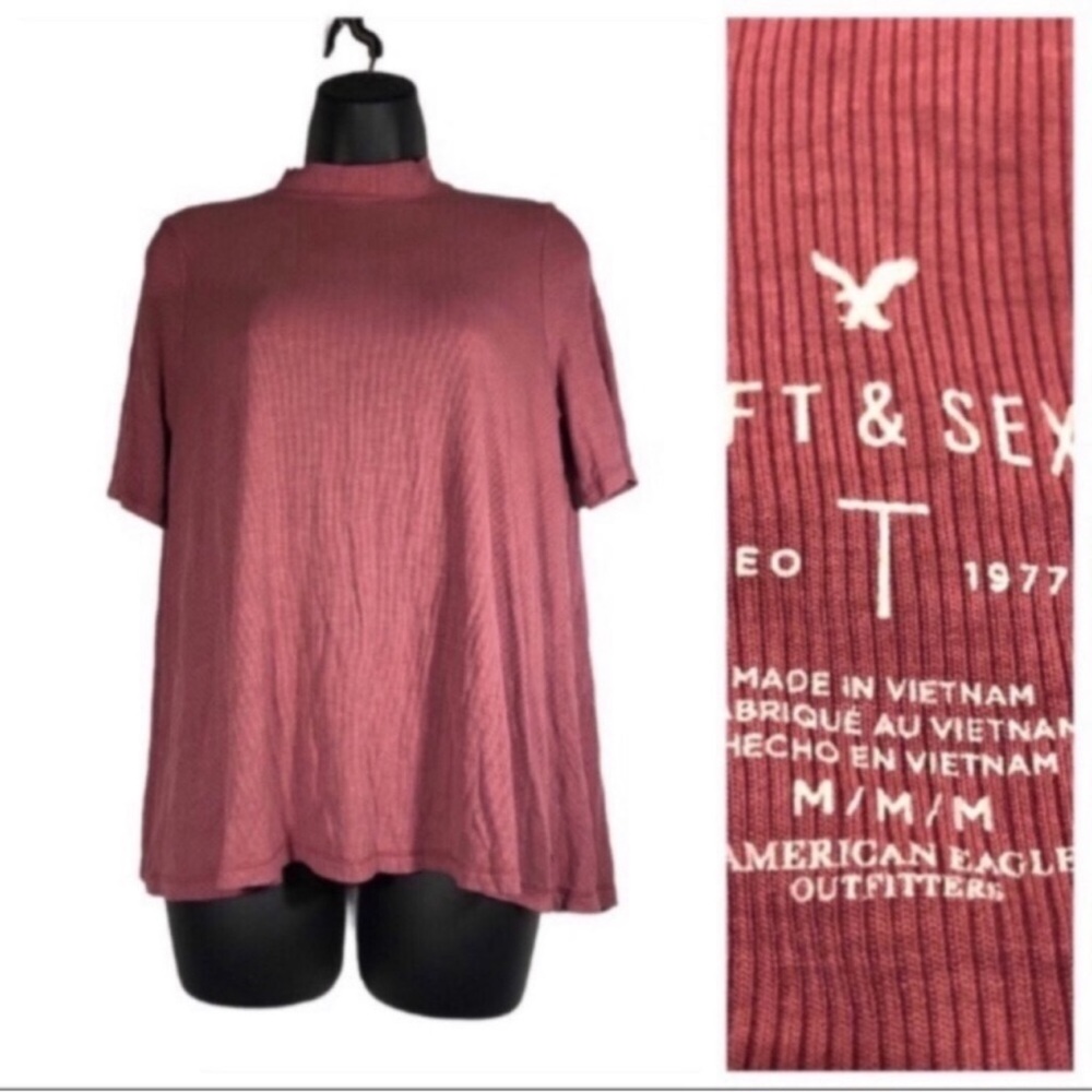 American Eagle 🦅 Outfitters Women’s Size Medium Soft & Sexy Tee Short Sleeve